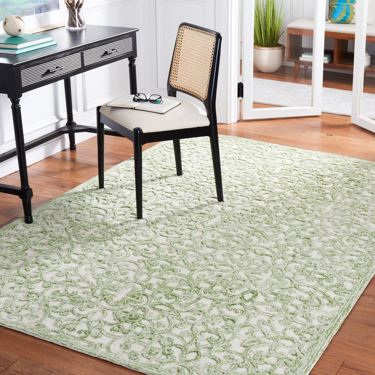 Trace 103 Rug | Safavieh - TRC103 - Ivory / Green