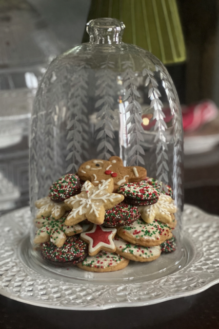 Vertical Leaf Etched Glass Dome
