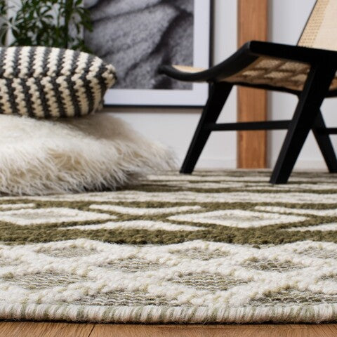 Vermont 211 Rug | Safavieh - VRM211 - Ivory / Dark Green